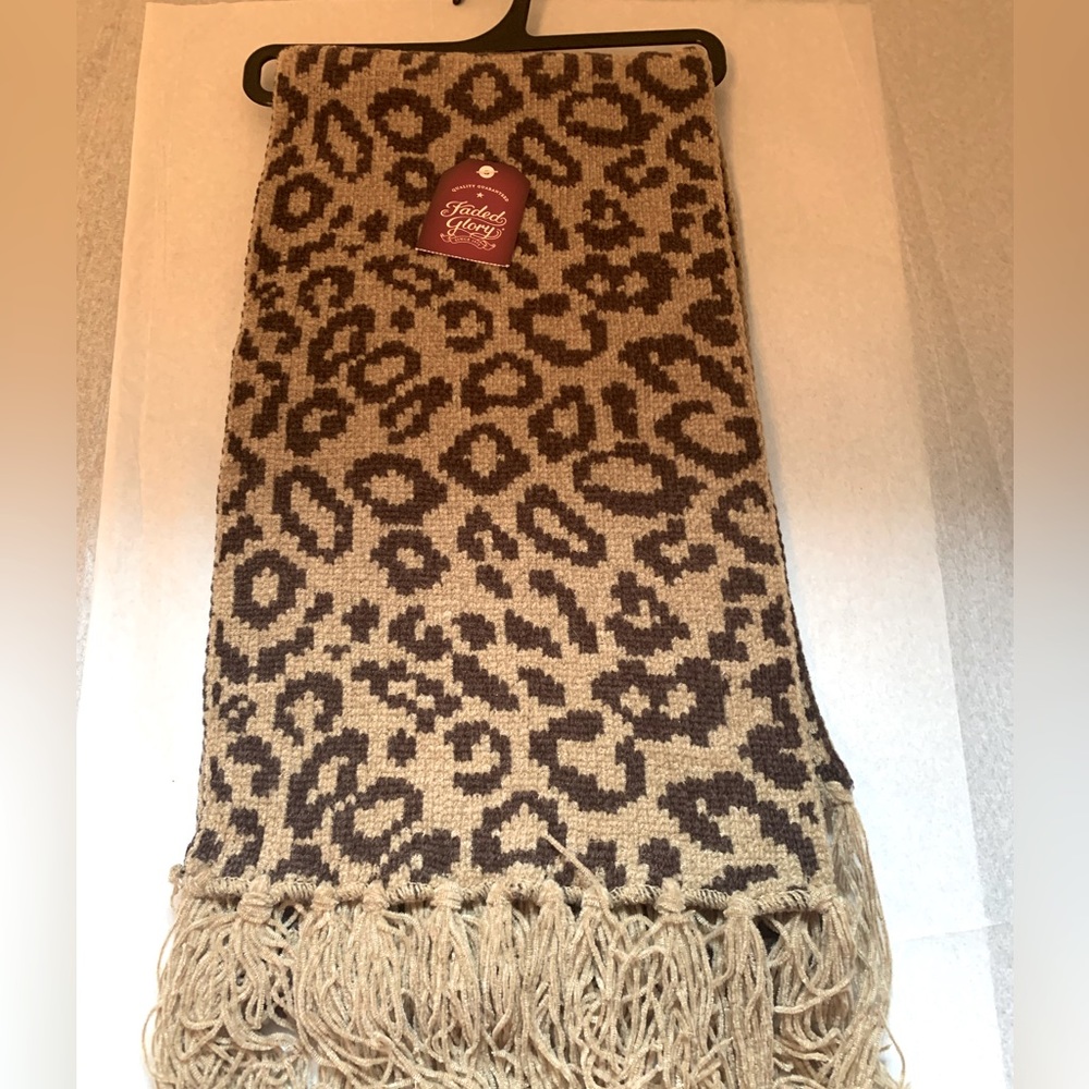Faded Glory animal print scarf with fringe